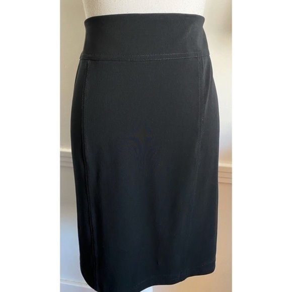 Chico’s • Solid Black Stretchy Pencil Skirt - Picture 1 of 5